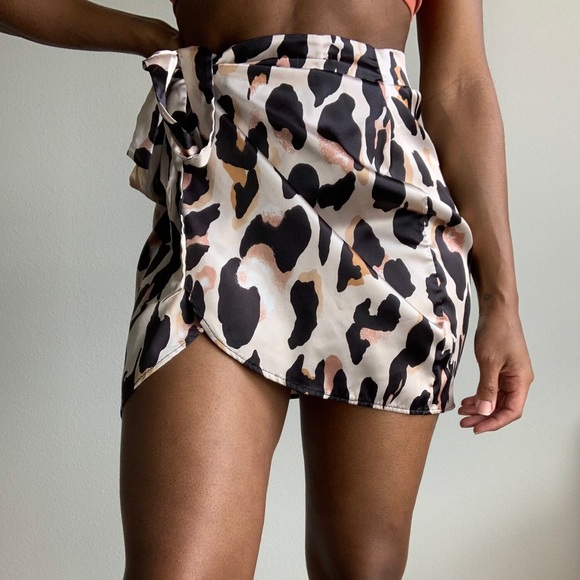 Leopard Mini Wrap Skirt - Picture 1 of 2